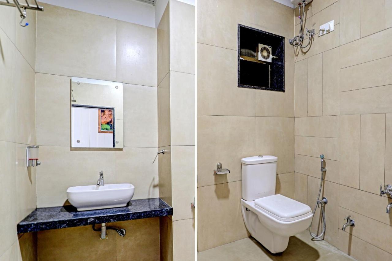 Oyo 70752 Viram House Ξενοδοχείο Gorwa Εξωτερικό φωτογραφία