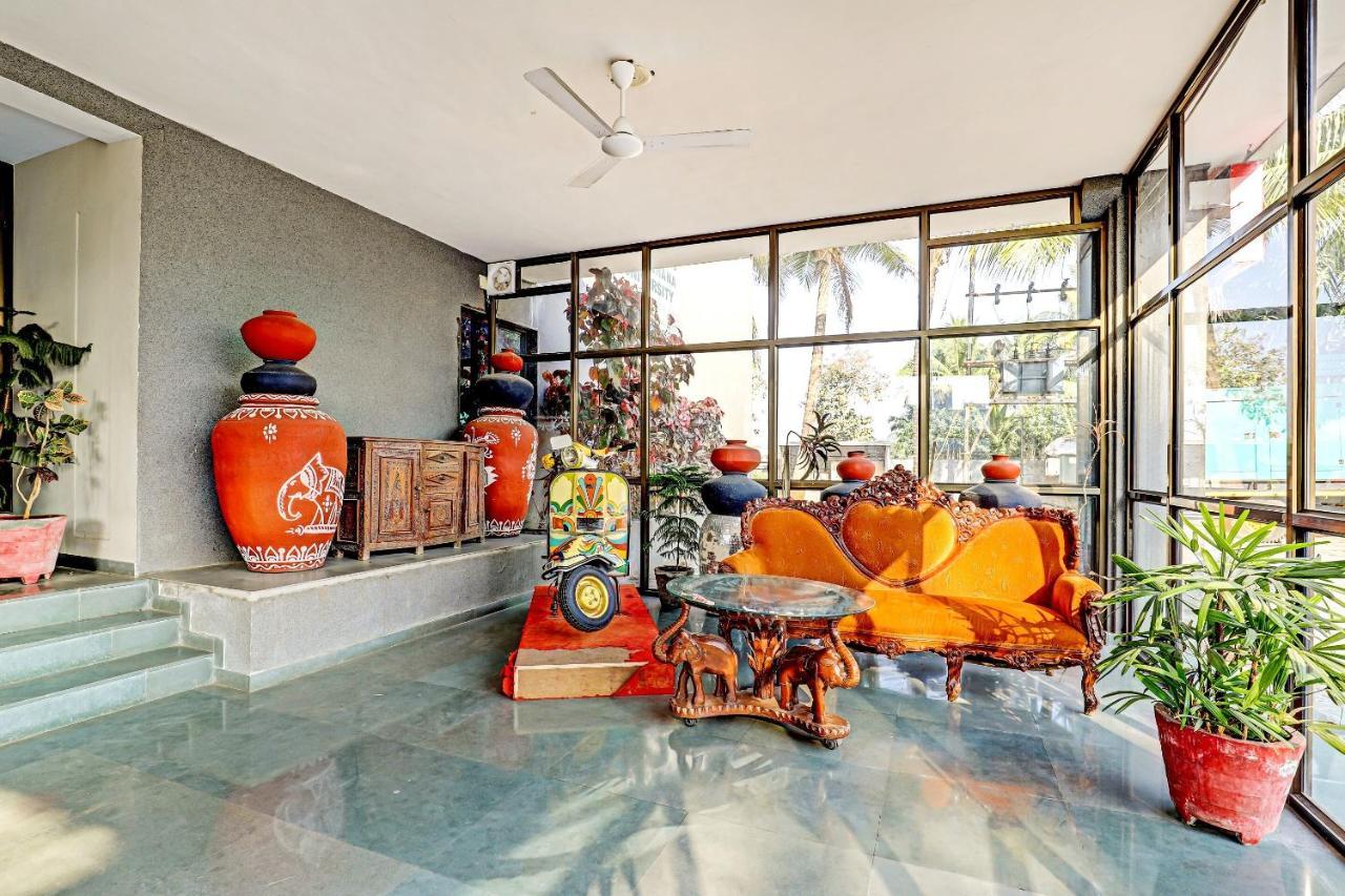 Oyo 70752 Viram House Ξενοδοχείο Gorwa Εξωτερικό φωτογραφία